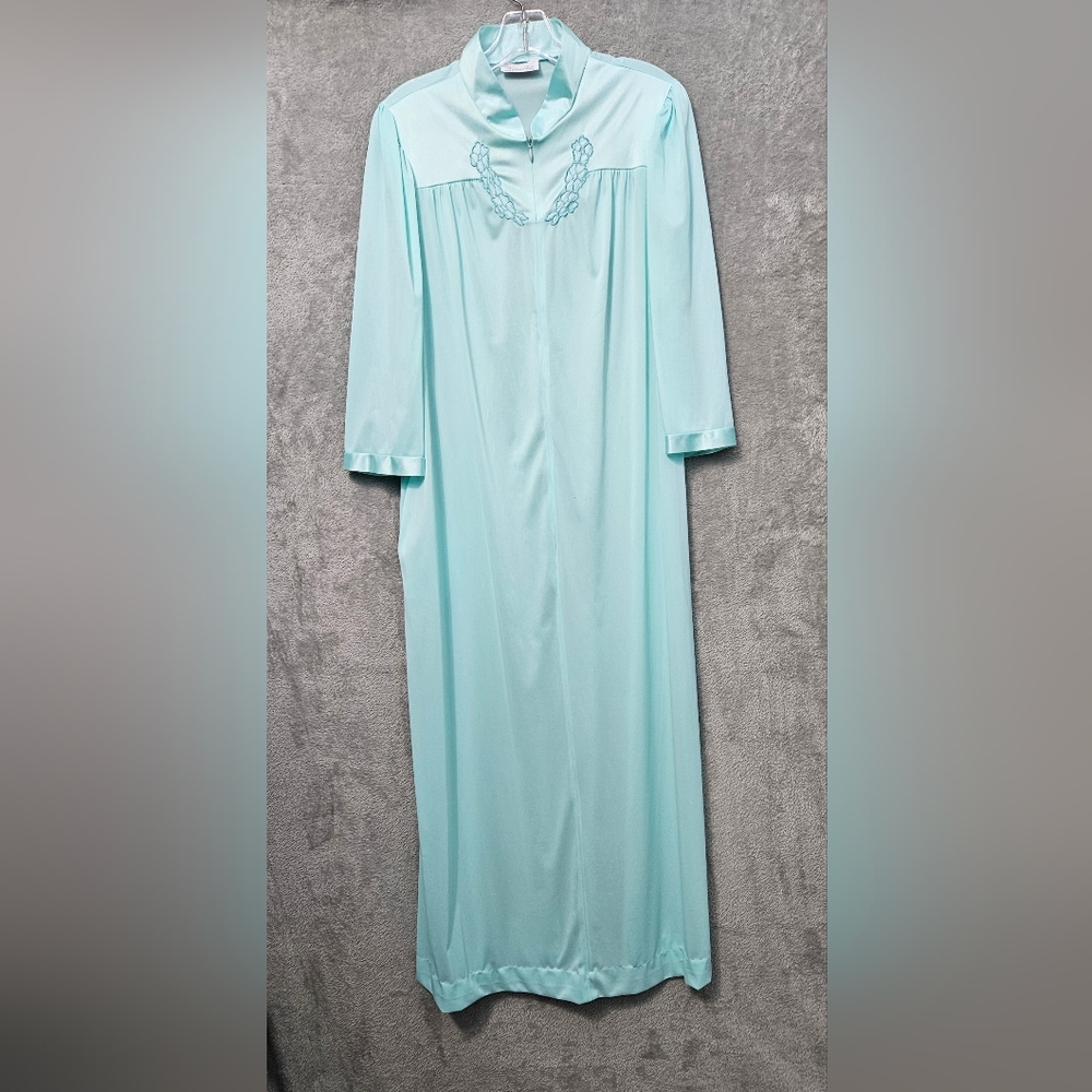 Vanity Fair Med Vintage USA Blue Zip Robe